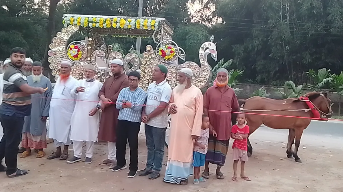 পর্যটন  শিল্পে নতুন আকর্ষণ বাড়াতে  ঐতিহ্য ধরে রাখতে
