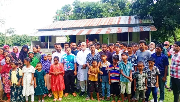 প্রতিবন্ধী শিশুদের সুন্দর ভবিষ্যতে বিত্তবানদের এগিয়ে আসার আহ্বান এমপি মঞ্জুর
