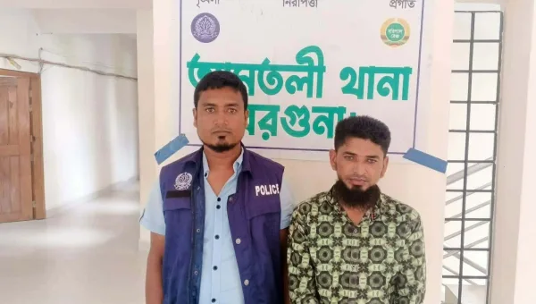 ১০ বছর পলাতক থেকেও শেষ রক্ষা হলো না