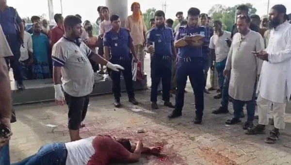 টাঙ্গাইলে  এক সাবেক ইউপি সদস্যকে কুপিয়ে হত্যা