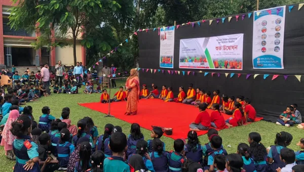 পঞ্চগড়ে প্রান্তিক শিশুদের জন্য পাঠ্যক্রমভিত্তিক স্কুল সিলেবাস থিয়েটার কার্যক্রম শুরু
